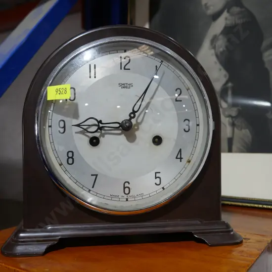 Bedside & mantle clocks