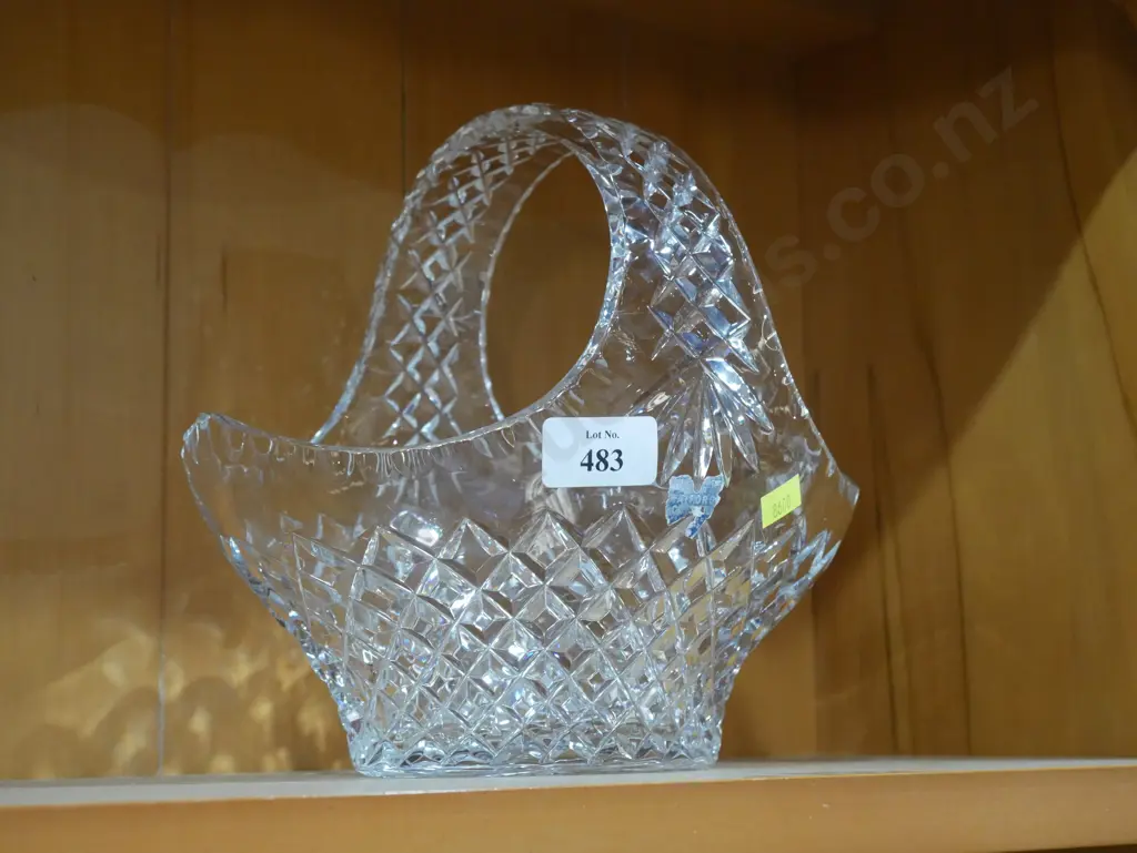 Crystal basket Image 1++