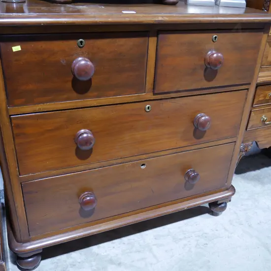 Victorian 4 drawer chest