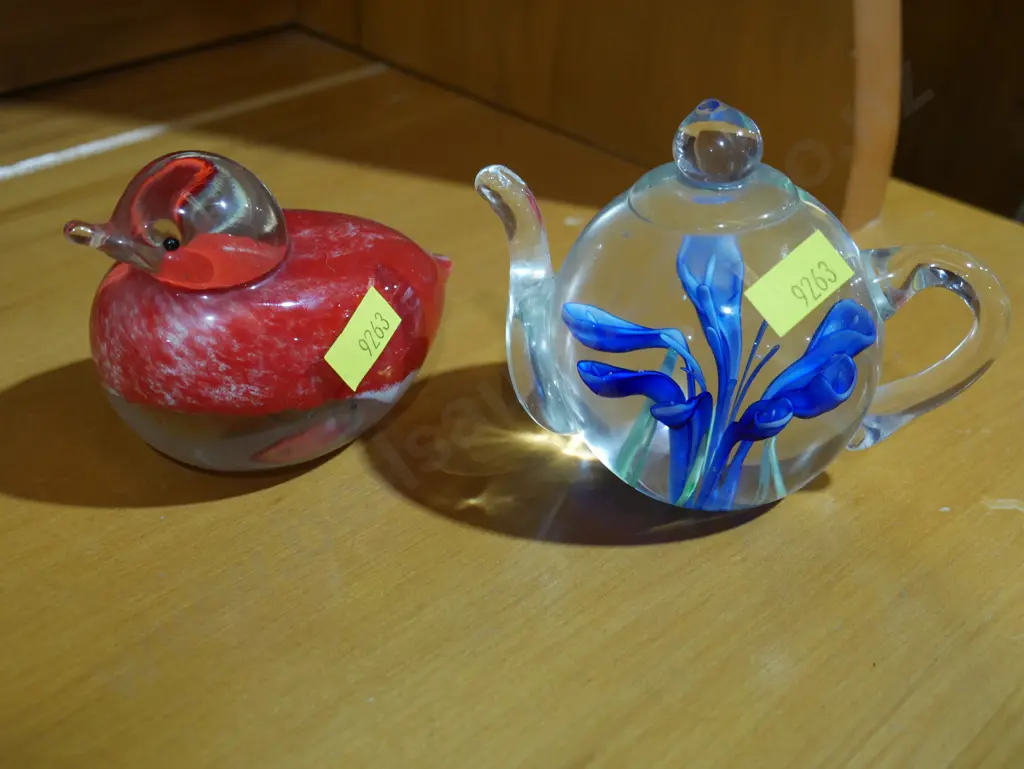 2 glass paperweights Image 1++