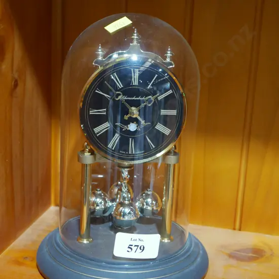 Mantle clock