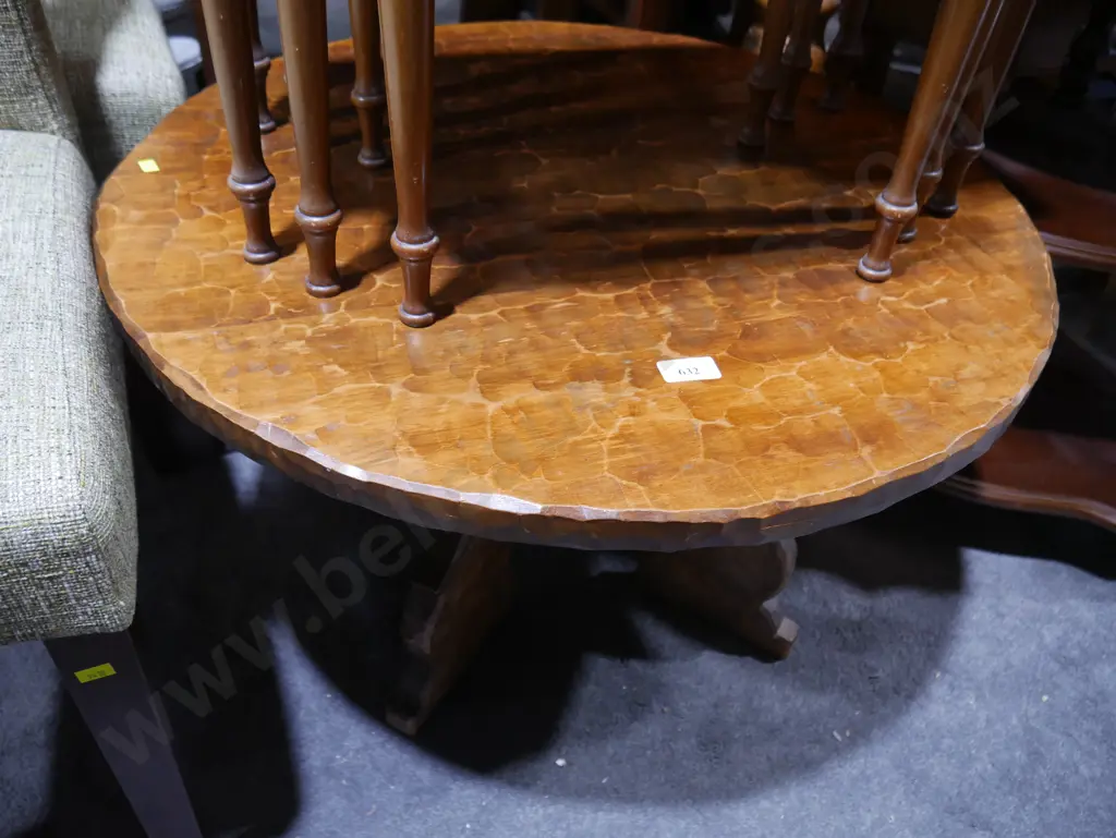 Coffee table Image 1++