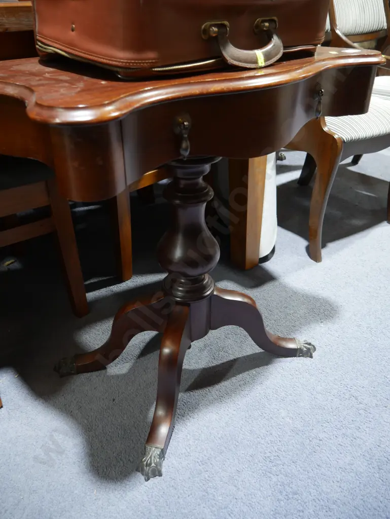 1 drawer hall table Image 1++