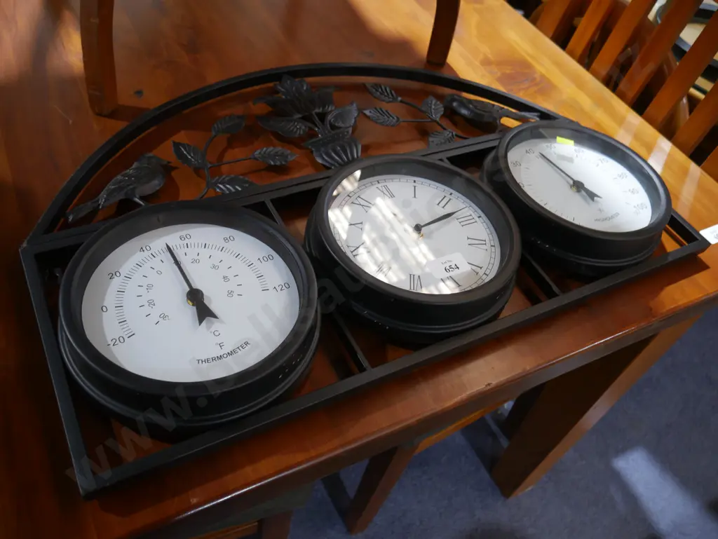 Wall thermometer, hygrometer, clock Image 1++