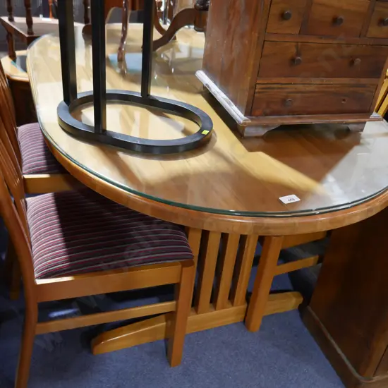 Dining table and 4 chairs