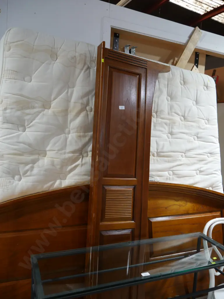 King size bed Image 1++