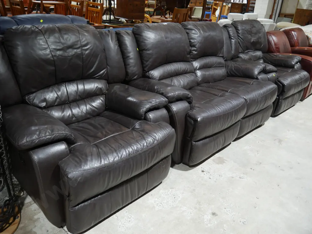 3 piece brown leather lounge suite Image 1++