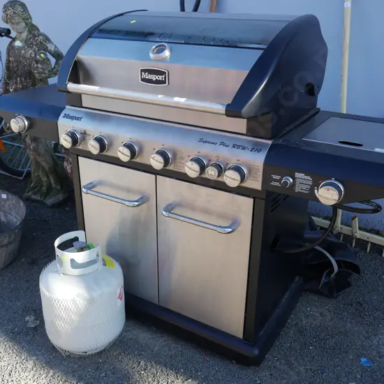 Masport BBQ and bottle