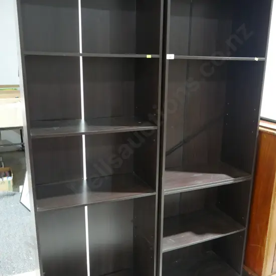 2 bookcases