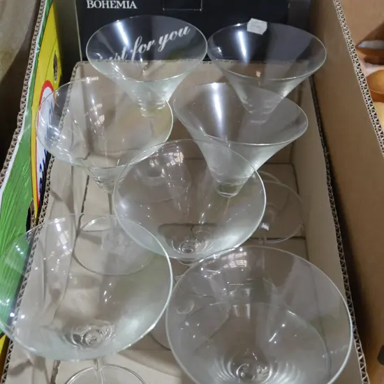 Stemmed glasses, bowl