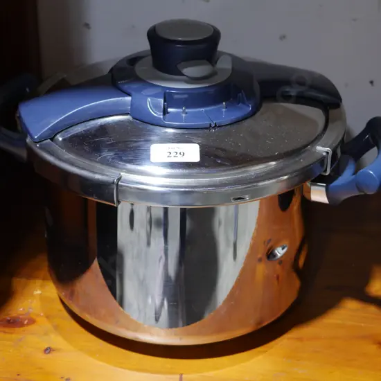 Tefal pressure cooker