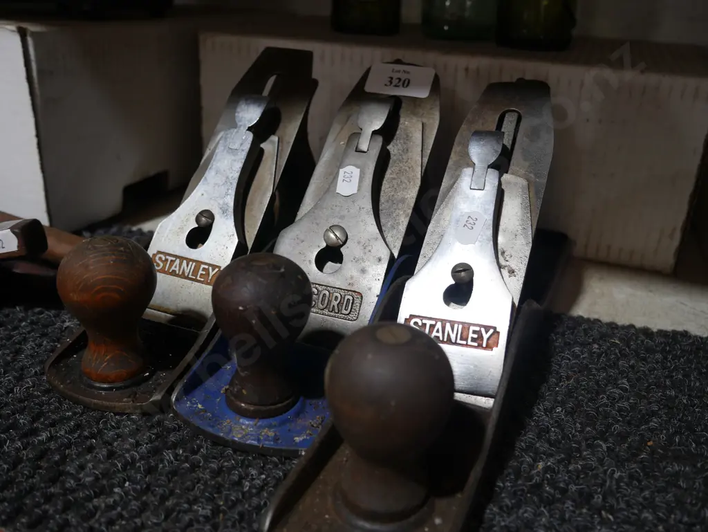 3 wood planes Image 1++