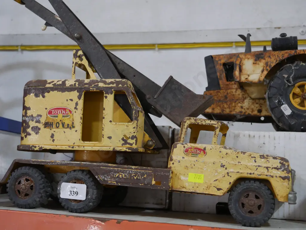 Tonka digger truck Image 1++