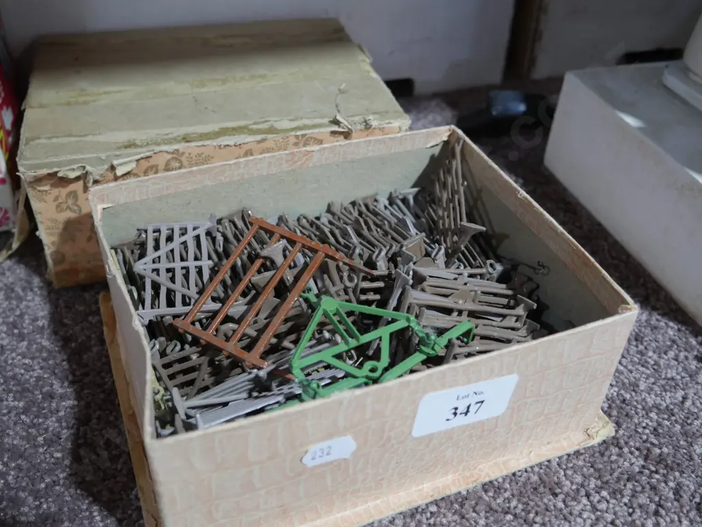 Toy farm fencing Image 1++