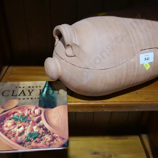 Terracotta Hemstock chicken roaster