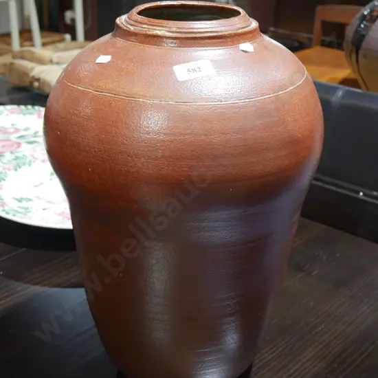 Pottery vase