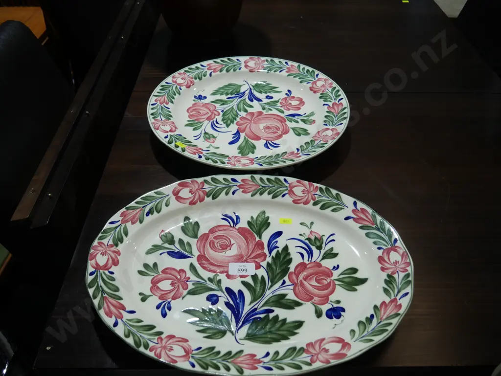 2 large plates Image 1++