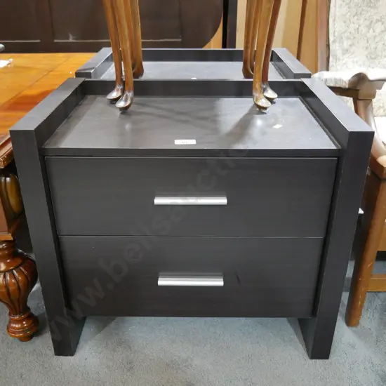 Pair of bedside cabinets