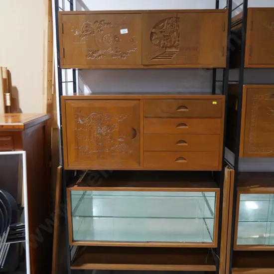 Oriental wall unit