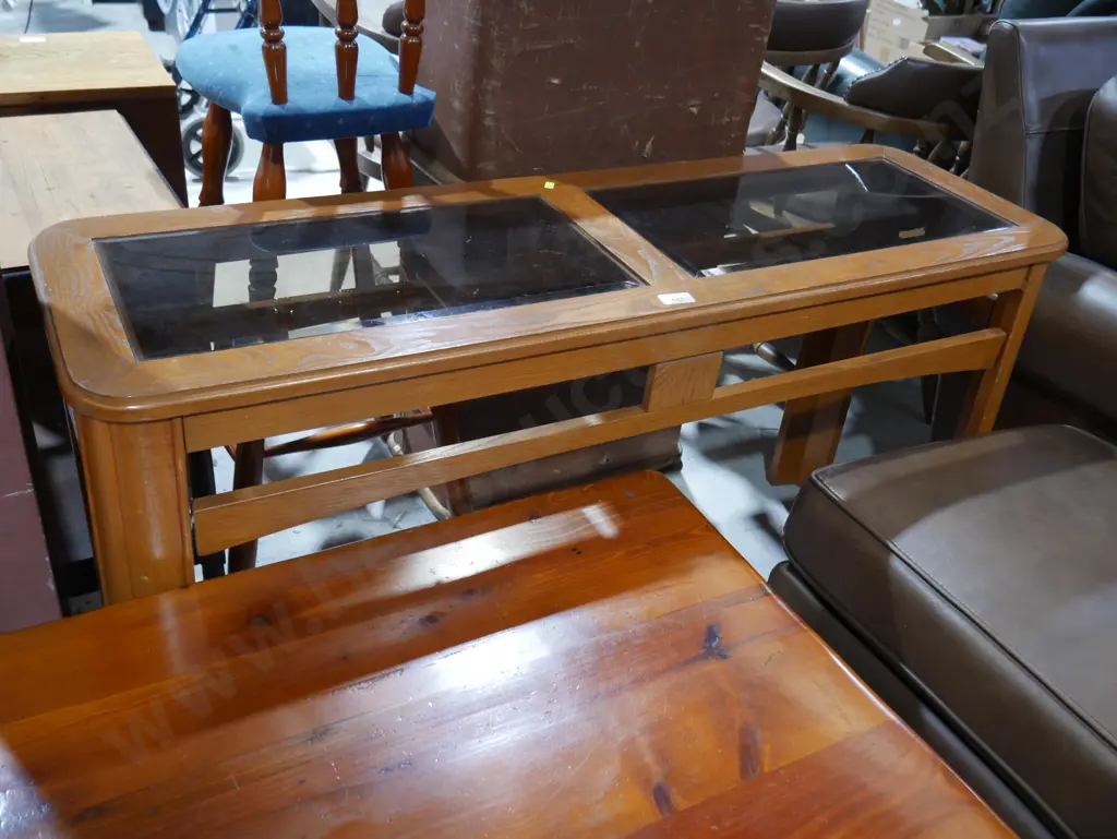 Glass topped hall table Image 1++