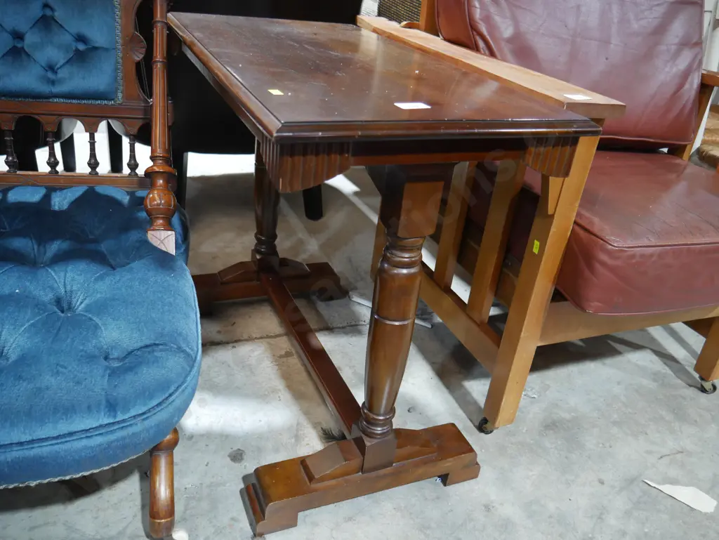 Hall table Image 1++