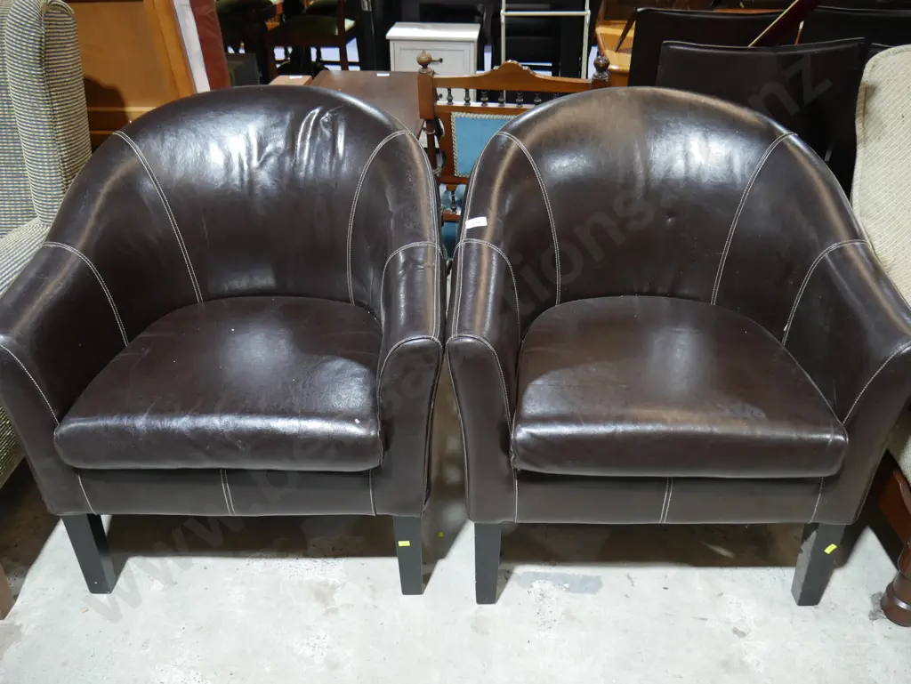 Pair of tub chairs Image 1++