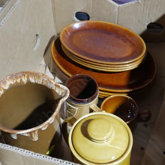 Crown Lynn plates etc