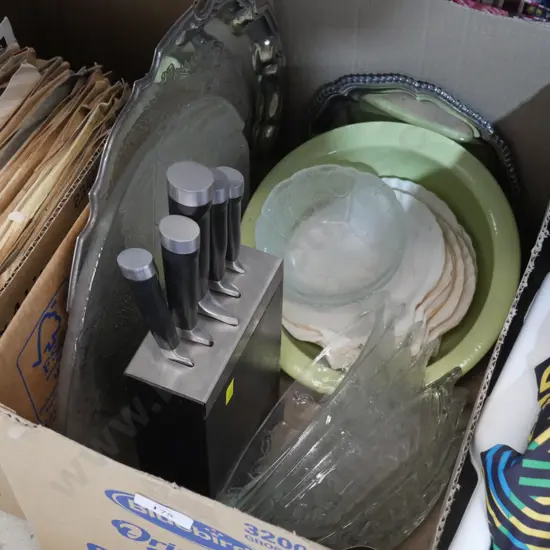 Knife blocks, trays etc