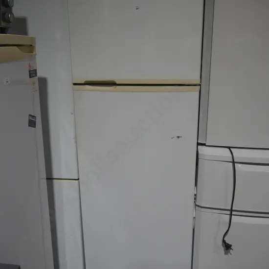 Simpson fridge freezer