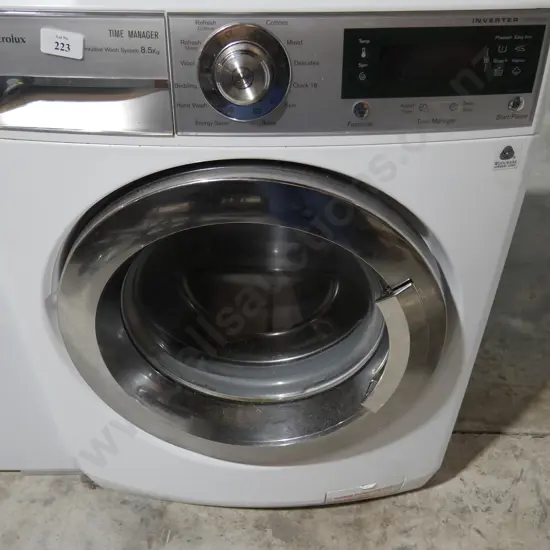 Electrolux front loader washing machine