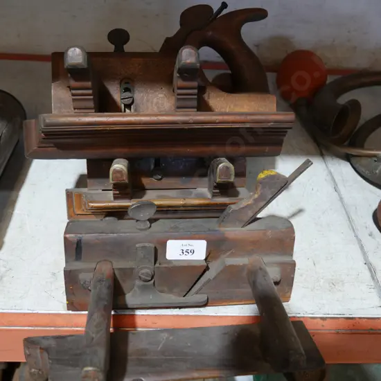 3 vintage wooden planes