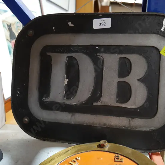Db plaque
