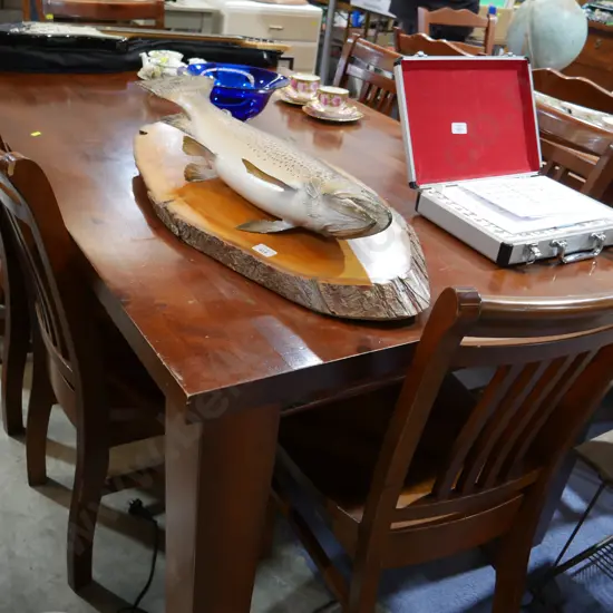 Dining table and 6 chairs