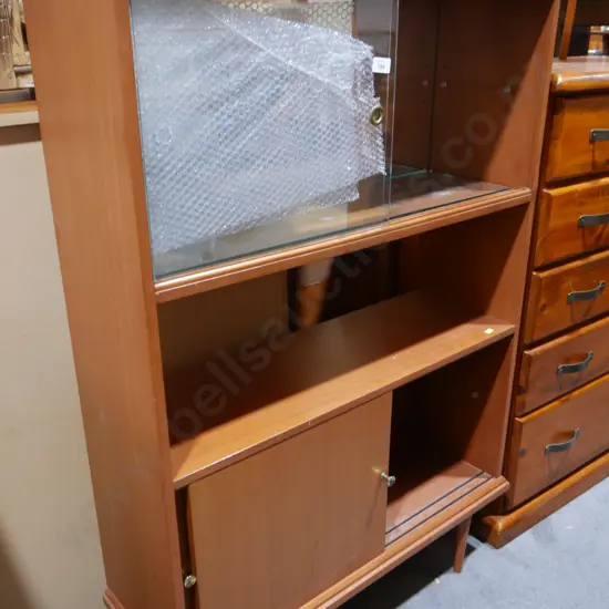 Display cabinet