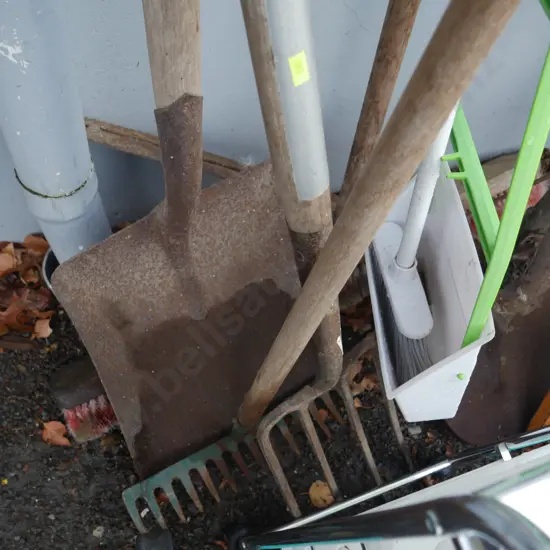 Garden tools, trolley