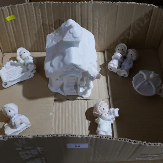 Night light ornament and figures