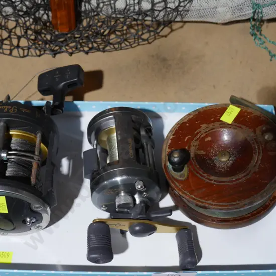 Fishing reels