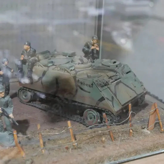 Tank war diorama