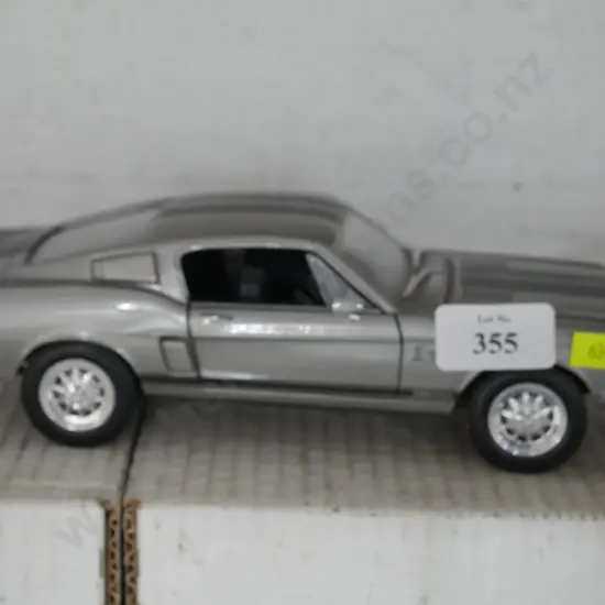 Ford Mustang model car