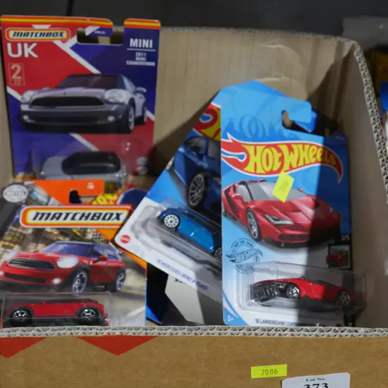 Hot wheels, Matchbox cars