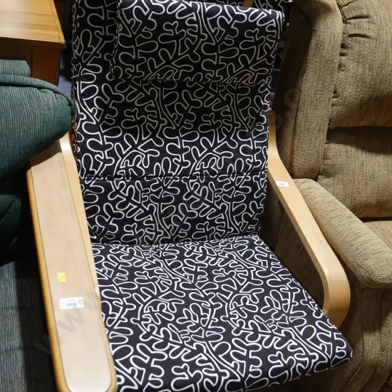 Arm chair