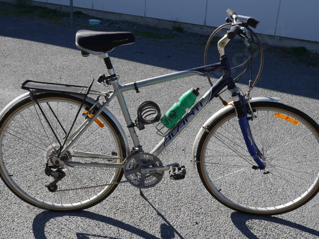 Peak mountain bike Image 1++