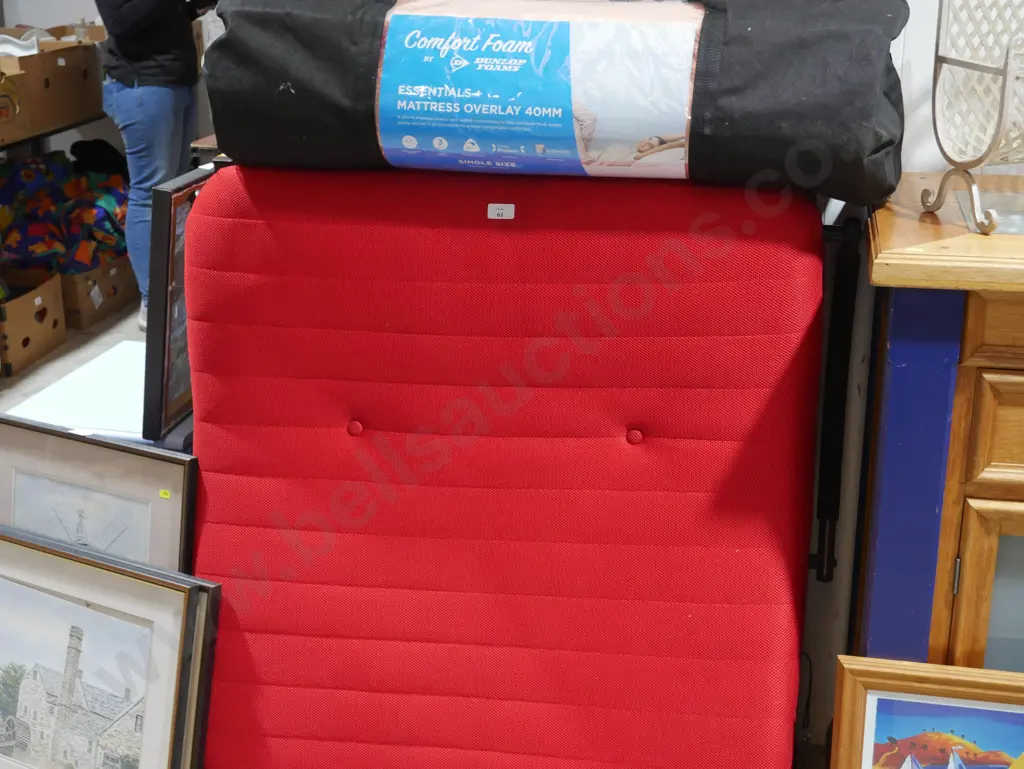 Fold away bed with mattress topper Image 1++