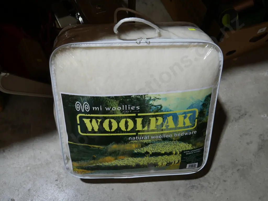 Queen size fitted wool underlay Image 1++