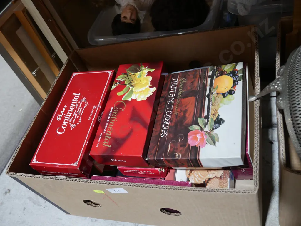 Empty chocolate boxes Image 1++
