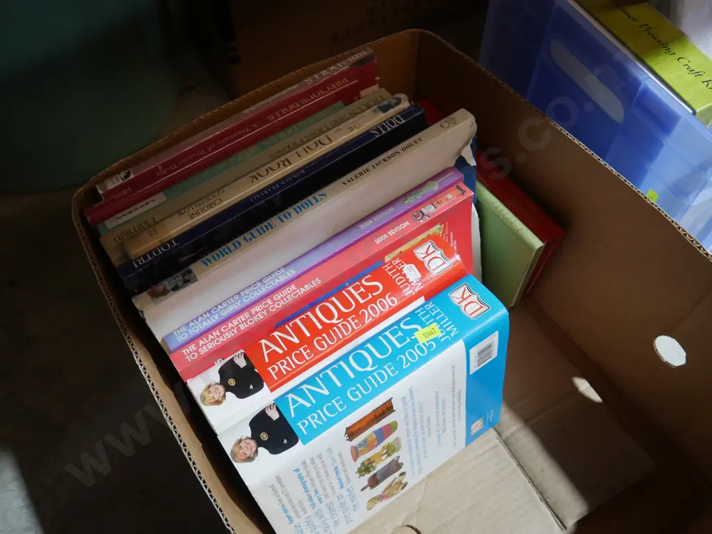 Books Image 1++