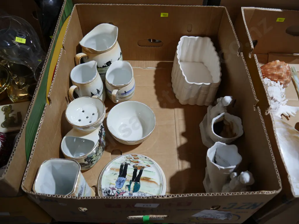 China and vases Image 1++