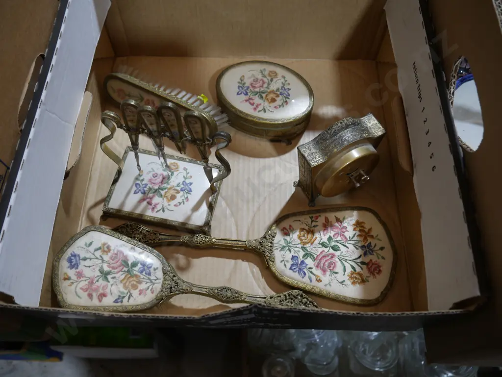Duchess set Image 1++