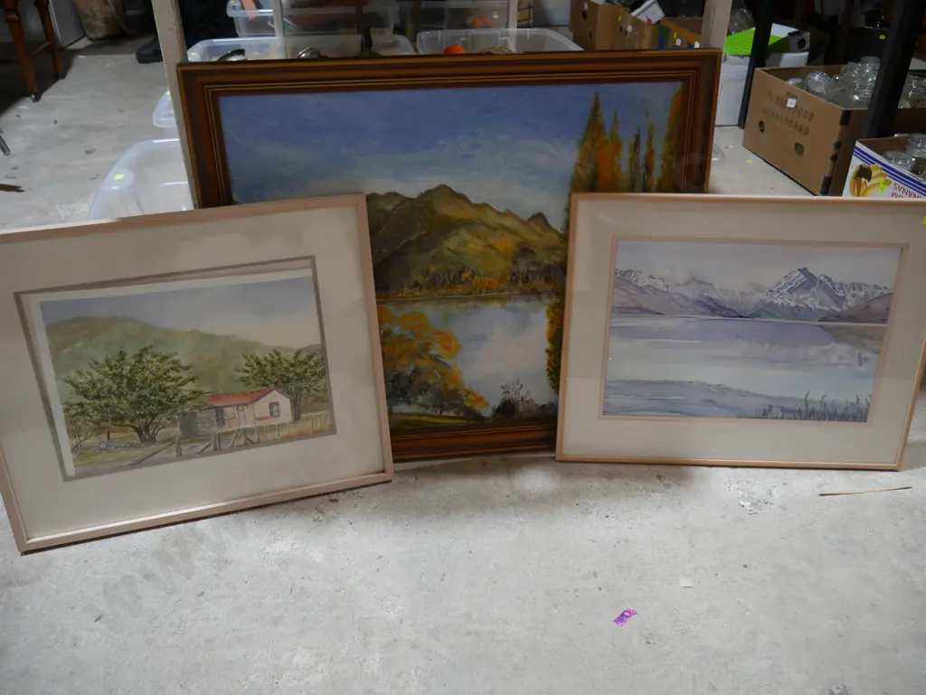 Assorted art Image 1++