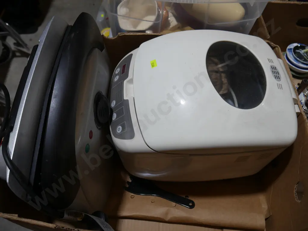 Bread maker and grill Image 1++